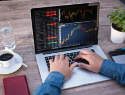 Effet du temps sur le short selling et les options : theta vs frais d’emprunt